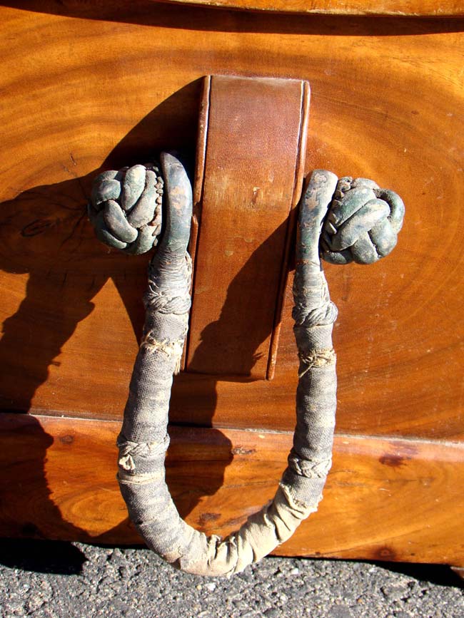 An outstanding early 19th century double canted Campforwood Seaman's Chest circa 1820 — image 6